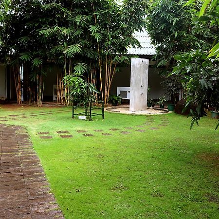 Hotel Hilltop Kandy Ngoại thất bức ảnh