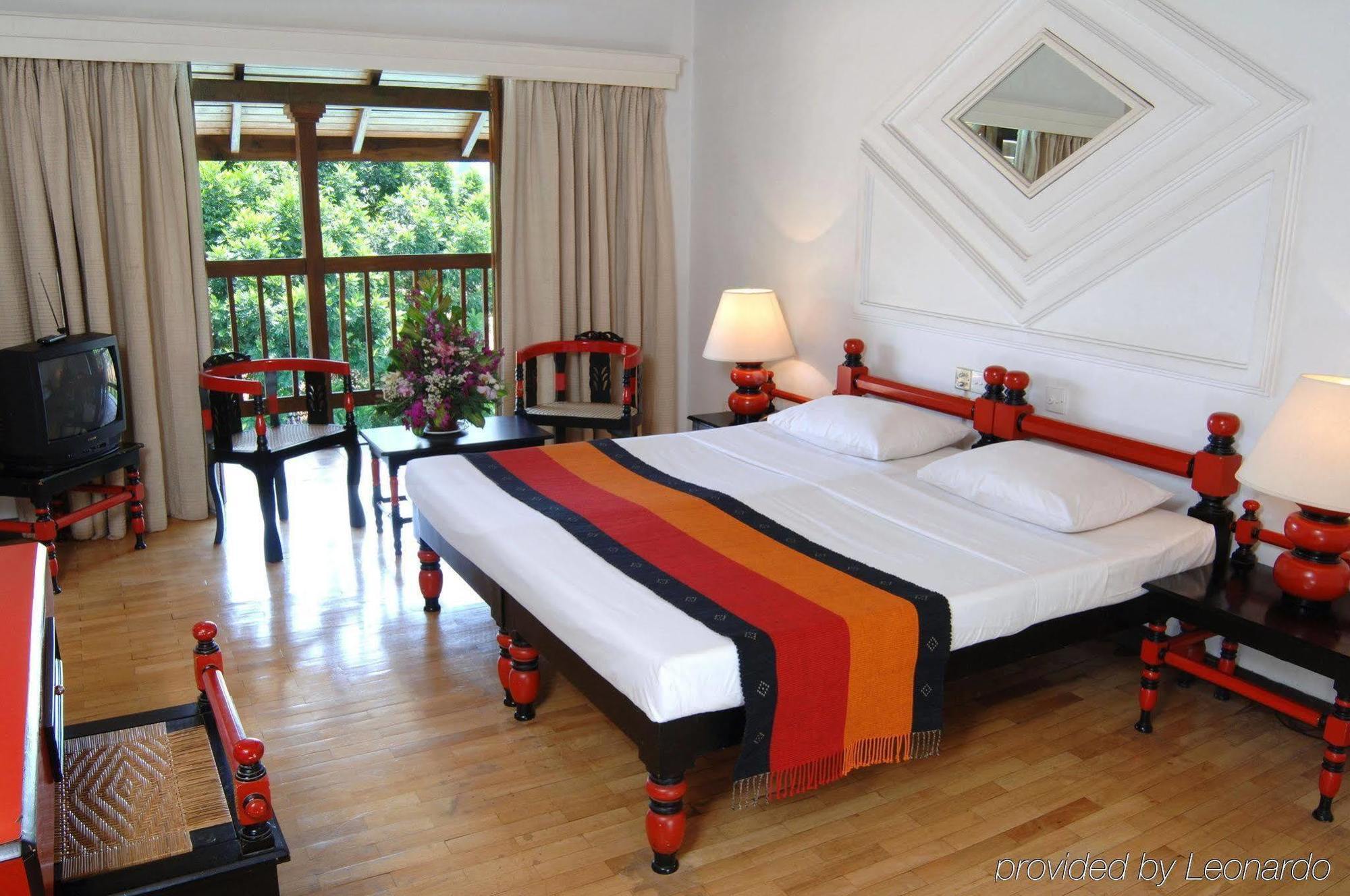 Hotel Hilltop Kandy Ngoại thất bức ảnh