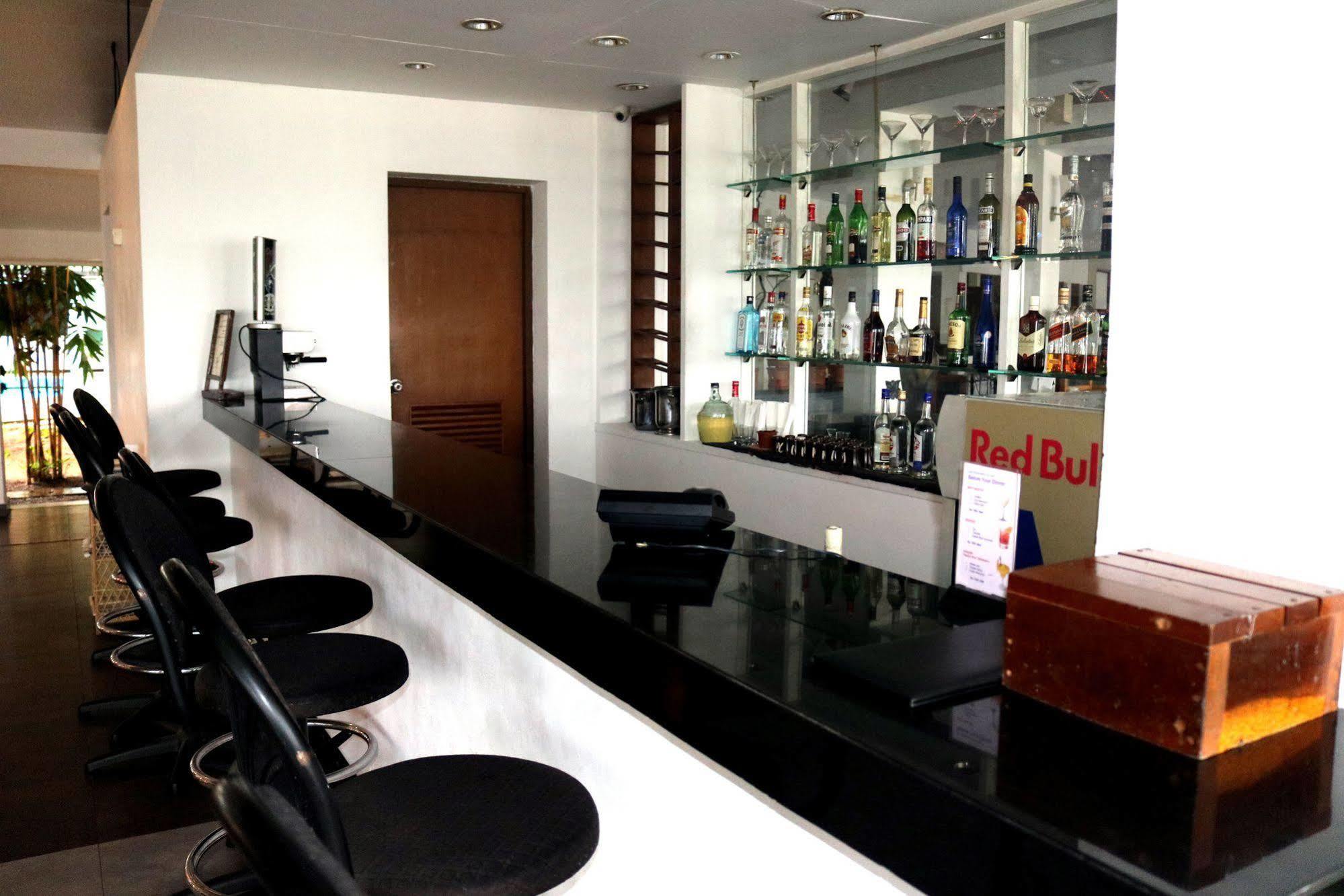 Hotel Hilltop Kandy Ngoại thất bức ảnh