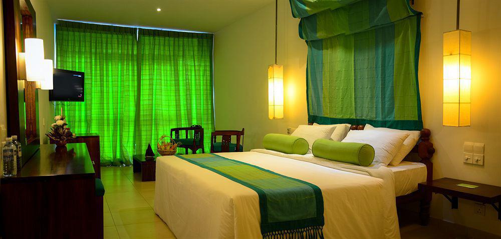 Hotel Hilltop Kandy Ngoại thất bức ảnh